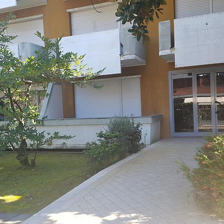 Versilia Apartment Forte dei Marmi Bagian luar foto